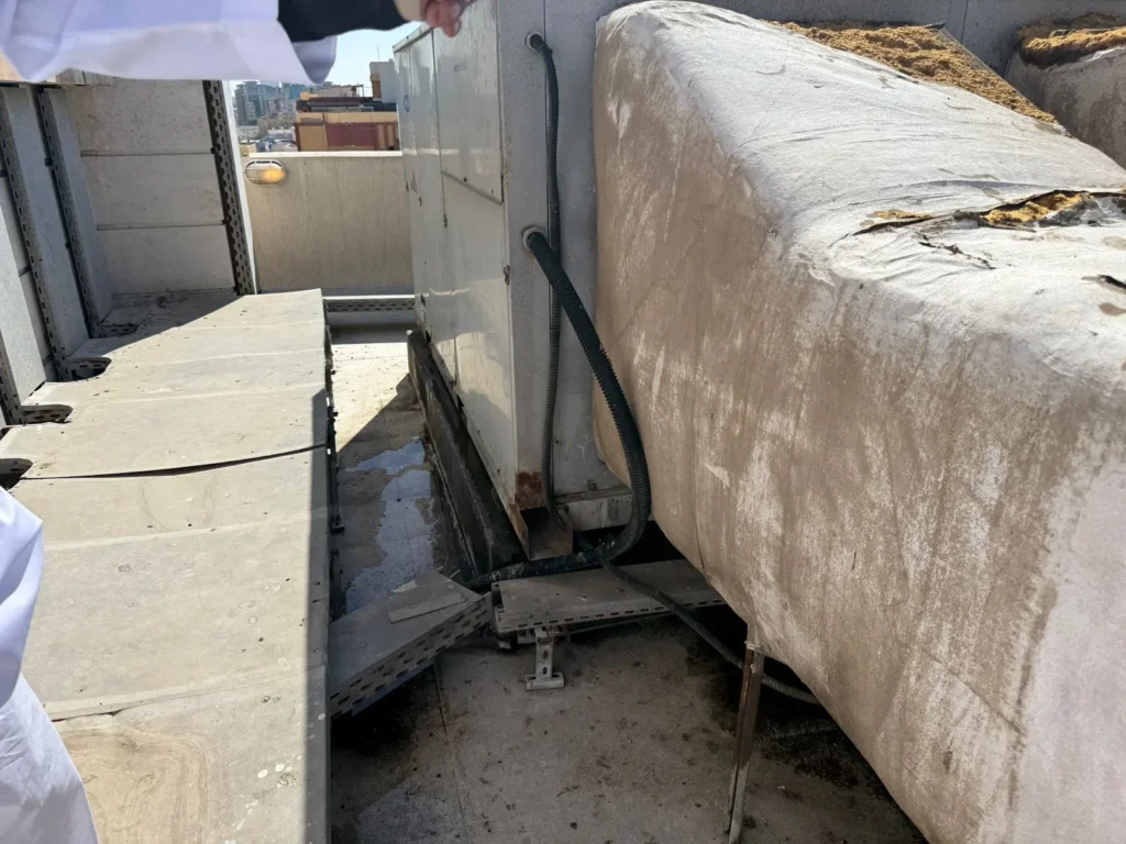أسباب تسرب الماء من المكييف وكيفية حل المشكلة بجدة تسرب الماء من المكييف